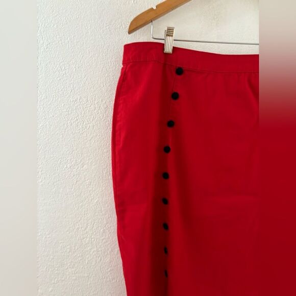 Sourpuss red pencil skirt with black buttons details size XXL - Picture 3 of 7